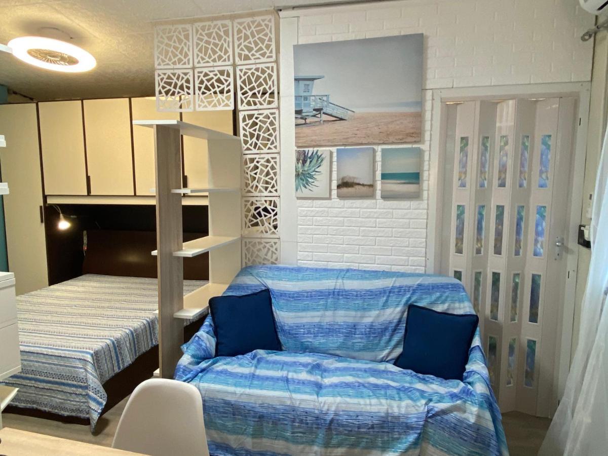 Incantevole Bungalow Indipendente A Due Passi Mare Latte Exterior foto